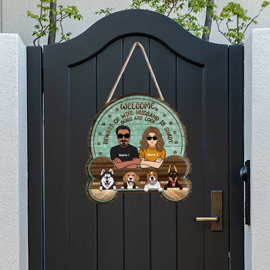 Welcome Be Aware Of Owners - Personalized Christmas Dog Wood Sign