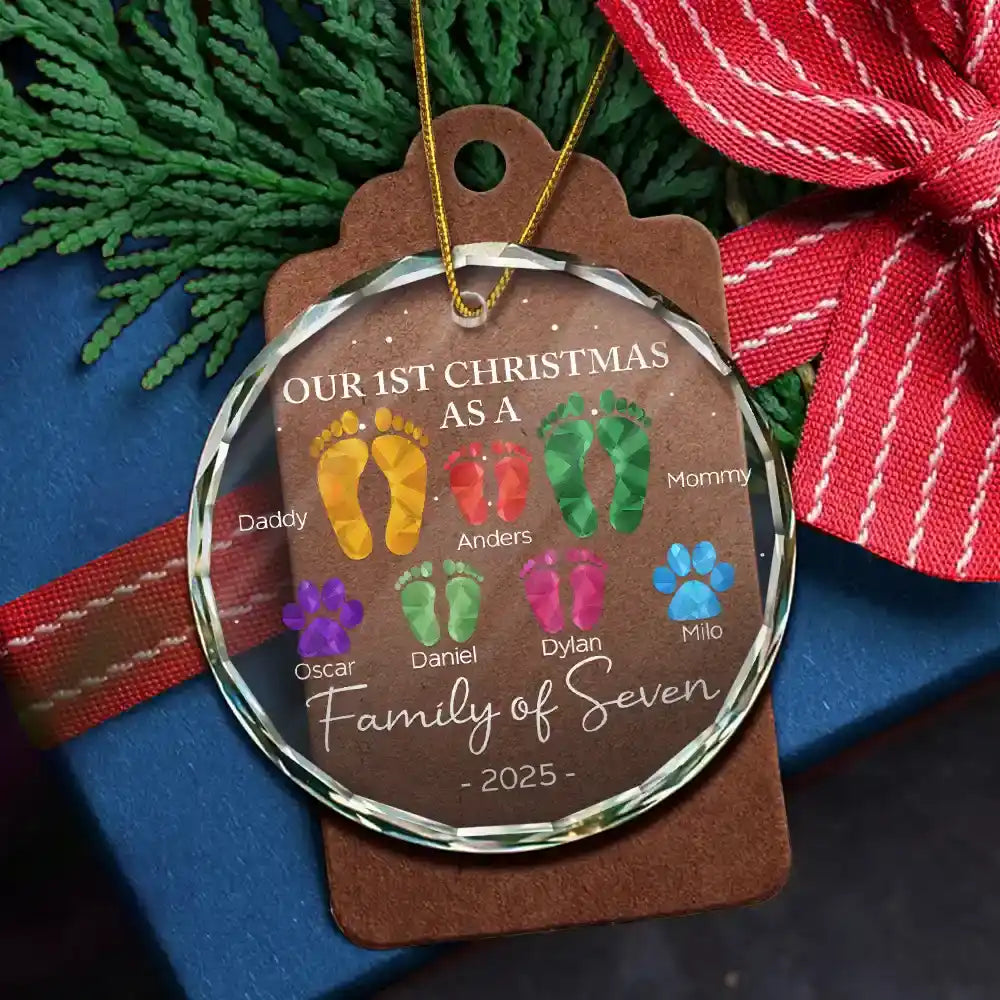 Crystal Ornament with Clear Shine for Christmas Tree, Capturing Warm Family Moments in Festive Glow