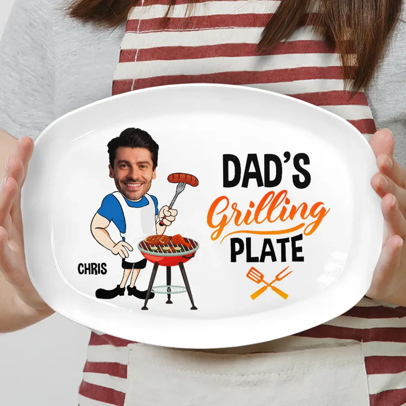 Personalized Grilling Plate for Grill Master Dad β Fun Cartoon BBQ Design, Unique Backyard Gift for Papa