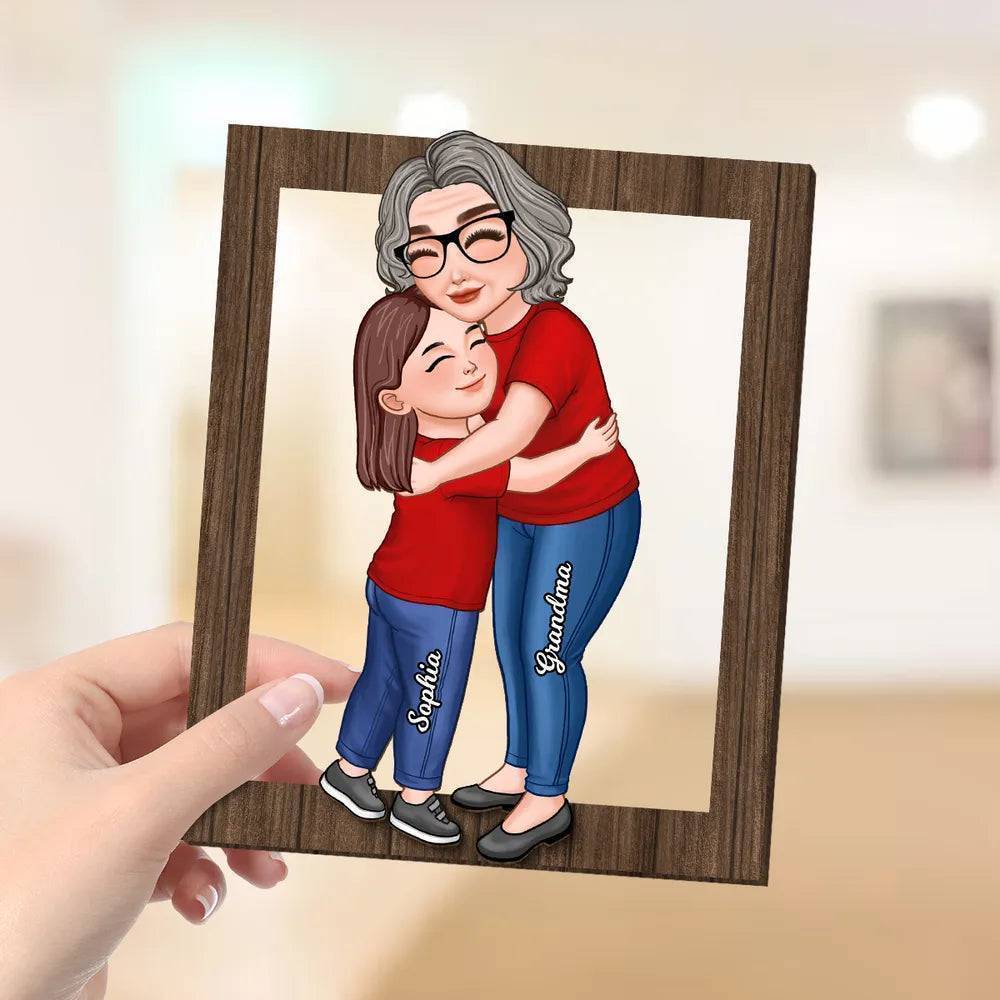Embrace of Generations - Personalized 'Grandma & Grandkid Hug' Wooden Plaque - A Heartwarming Gift for Grandma