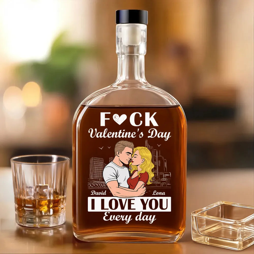 Personalized Glass Spirits Decanter with Custom Couple Illustration, “I Love You Every Day” Romantic Gift for Him or Her