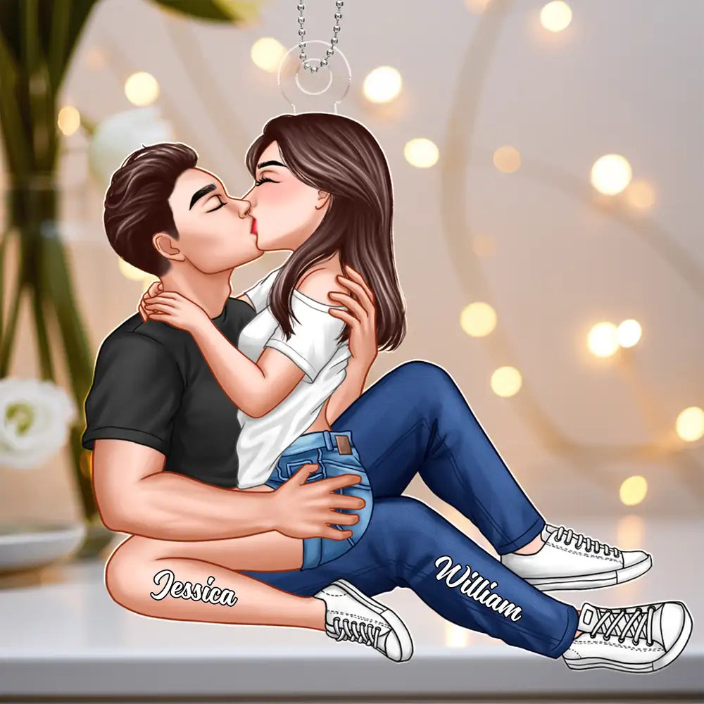 “Adorable Couple Keychain – Custom Acrylic Kissing Couple, Romantic Gift for Boyfriend & Girlfriend”