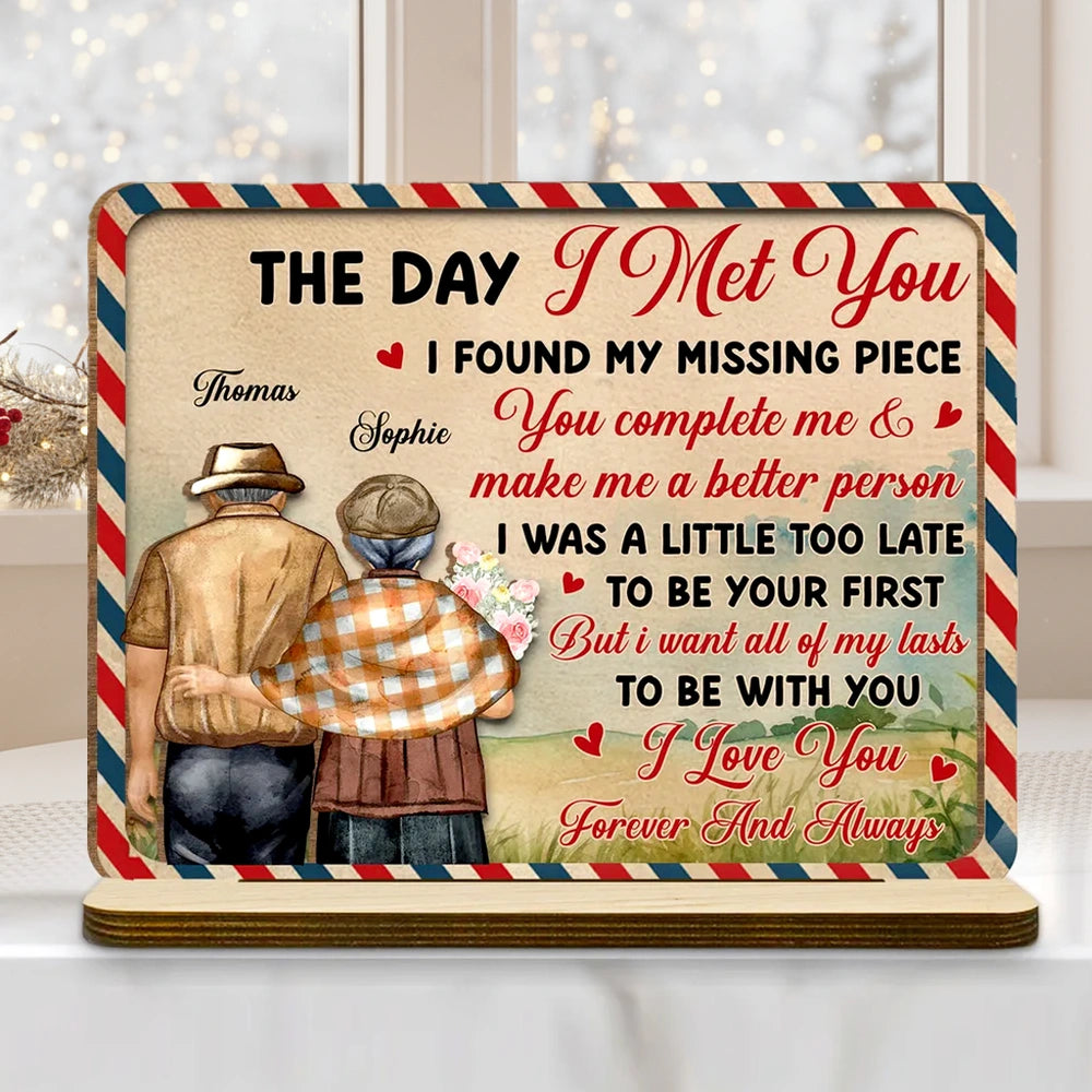 Personalized 2-Layer Wooden Plaque for Couples, Hugging Stroll Illustration, Romantic Keepsake, Unique Gift for Husband or Wife