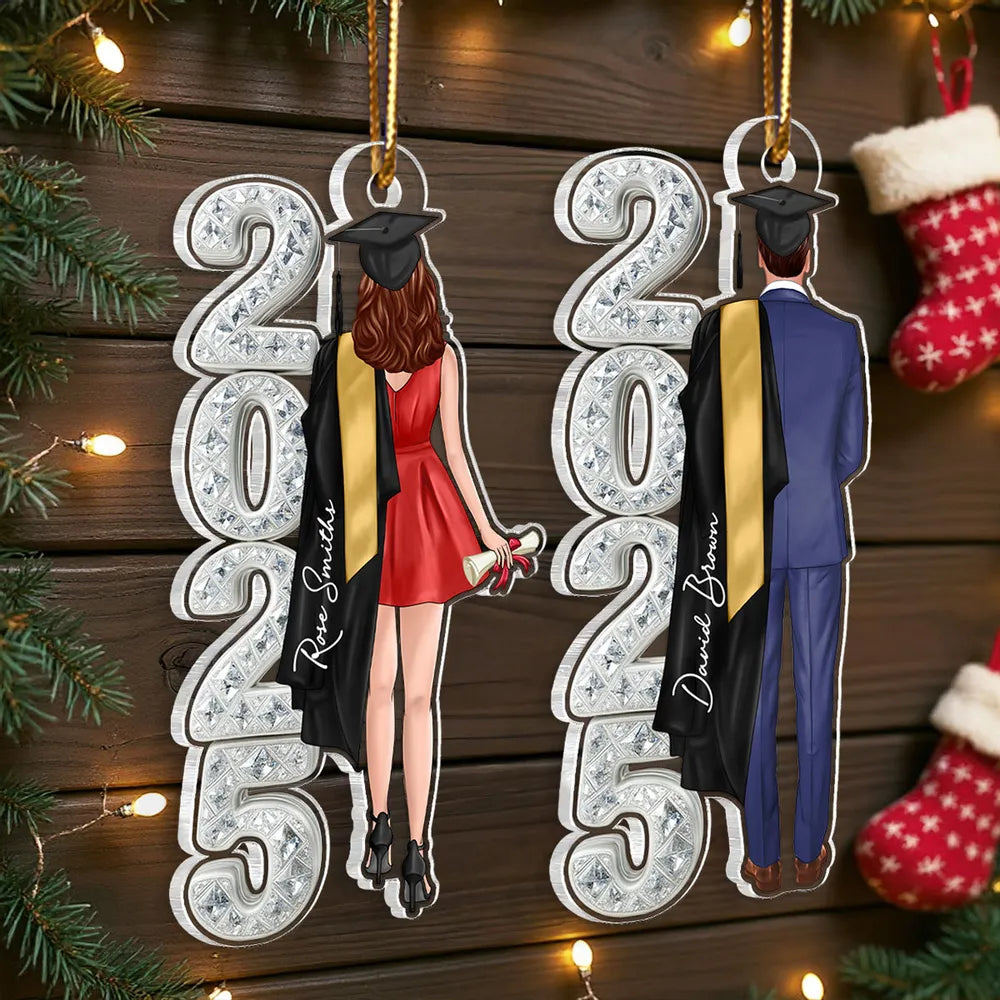 Acrylic Ornament for Graduation Memories, Personalized Year Design with Cap and Diploma, Heartwarming Unique Gift for Students