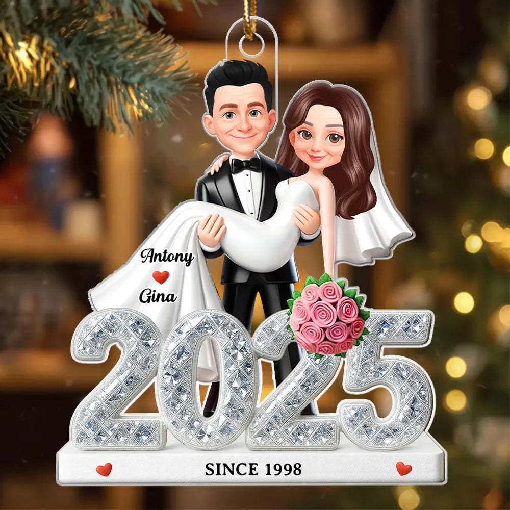 Personalized Acrylic Ornament for Newlyweds – Our First Christmas Married Couple Design, Sparkling Detail, Unique Keepsake Gift