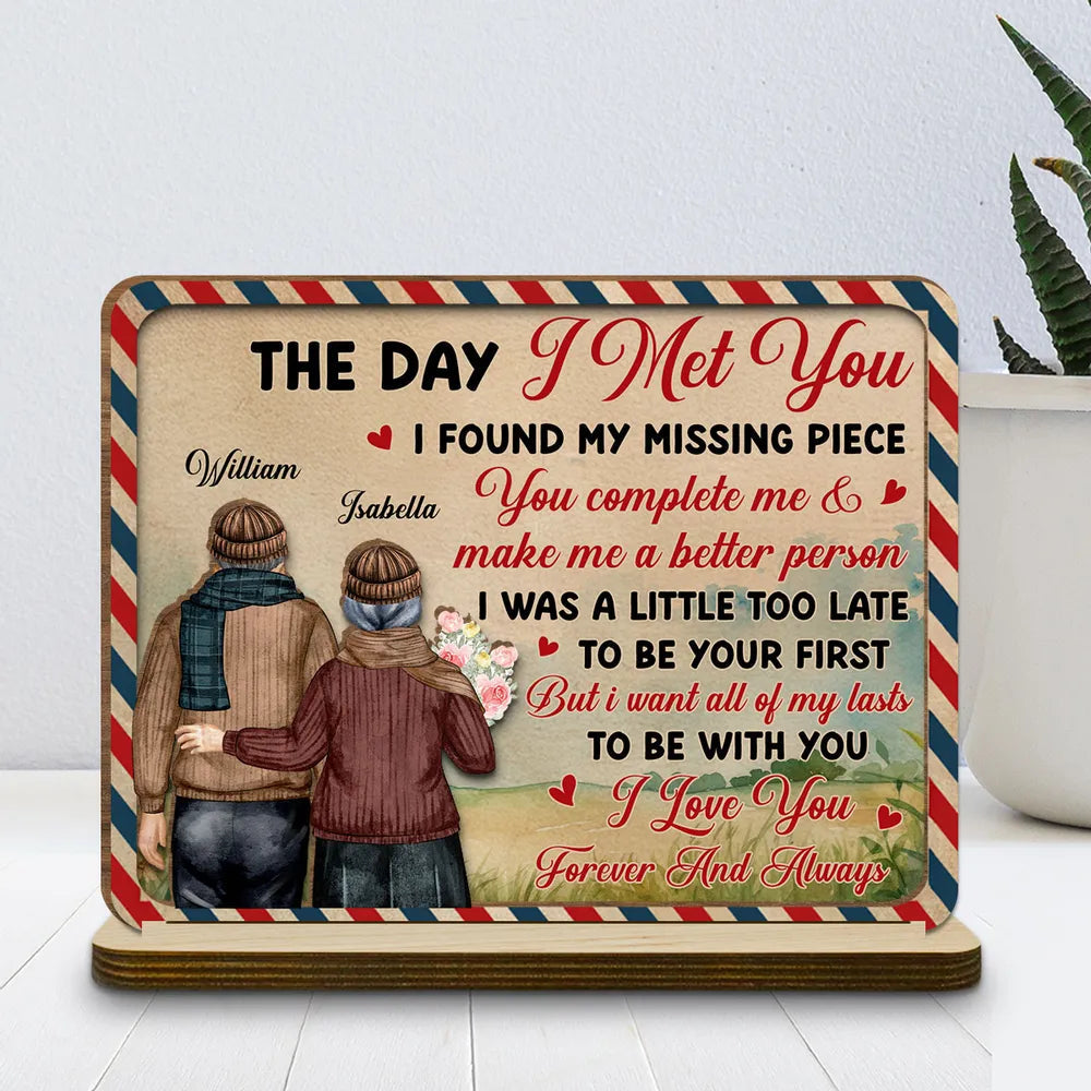 Personalized 2-Layer Wooden Plaque for Couples, Hugging Stroll Illustration, Romantic Keepsake, Unique Gift for Husband or Wife