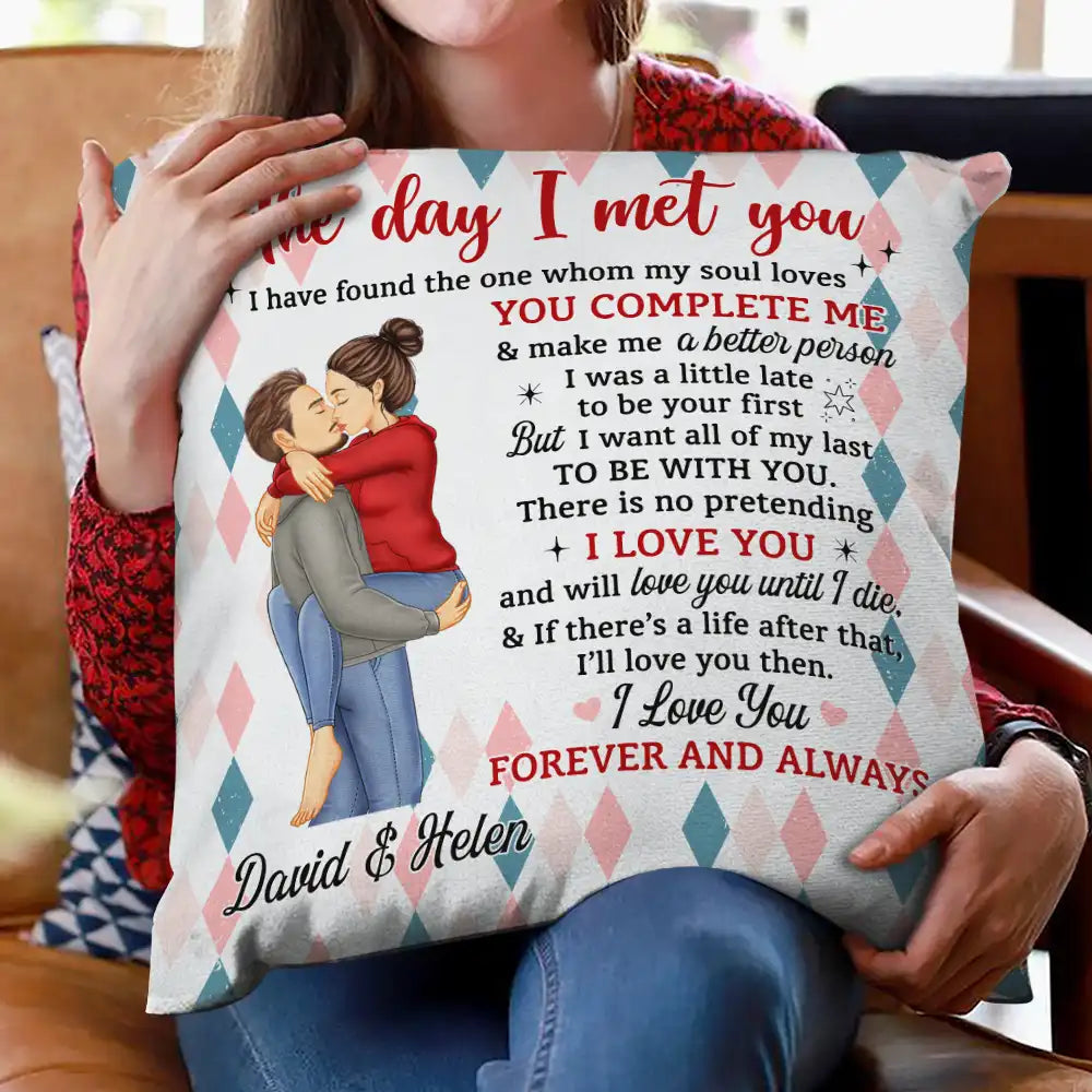 Custom Couple Pillow – Celebrate Your Love Story with a Unique Gift