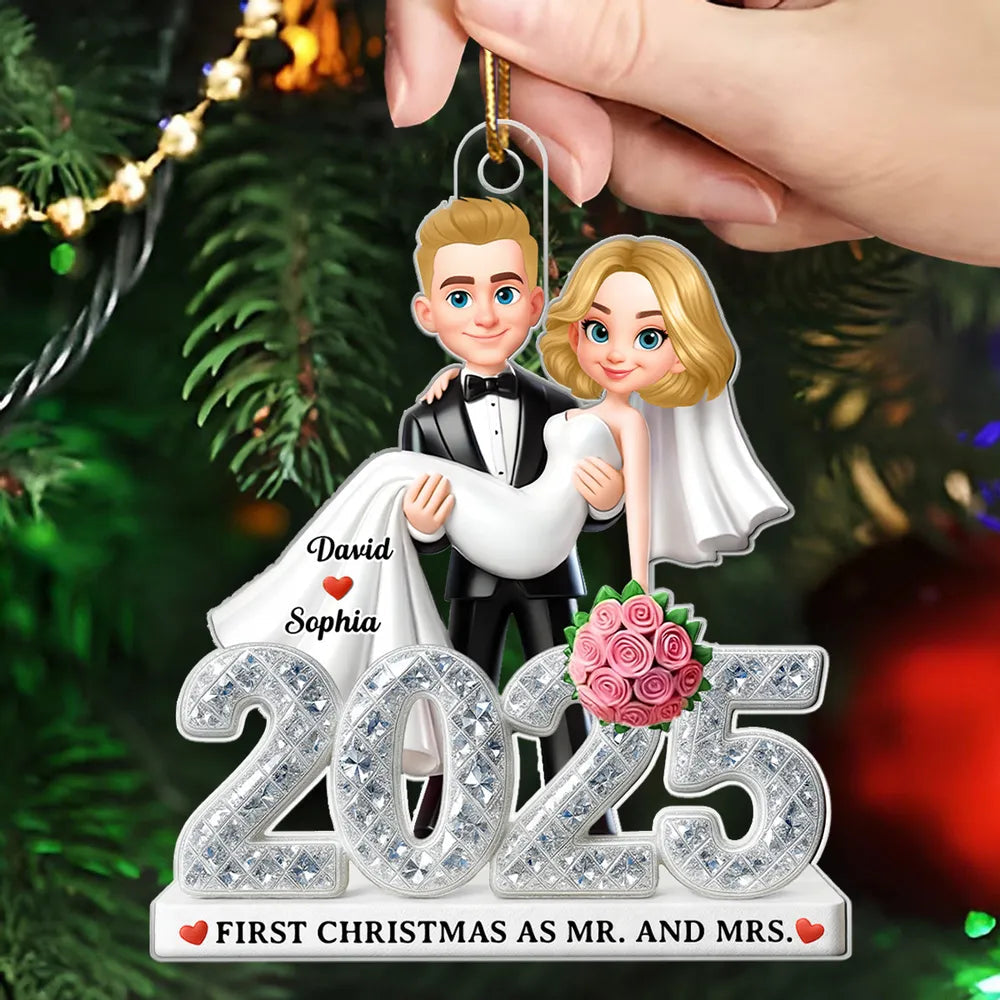 Personalized Acrylic Ornament for Newlyweds – Our First Christmas Married Couple Design, Sparkling Detail, Unique Keepsake Gift
