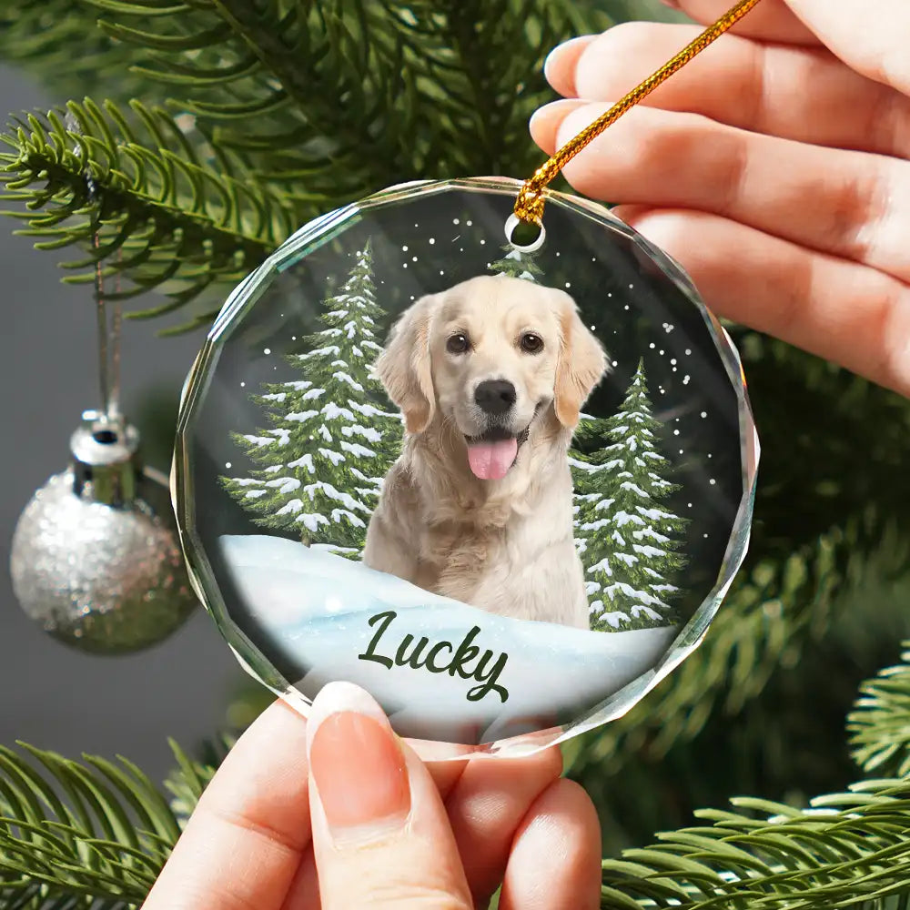 Crystal Ornament with Dog Portrait and Snowy Pine Scene, Festive Keepsake and Perfect Gift for Pet Lovers
