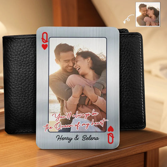 Personalized Metal Wallet Card With Your Photo Romantic Couple Hug at the Beach Unique Gift for Wife or Girlfriend