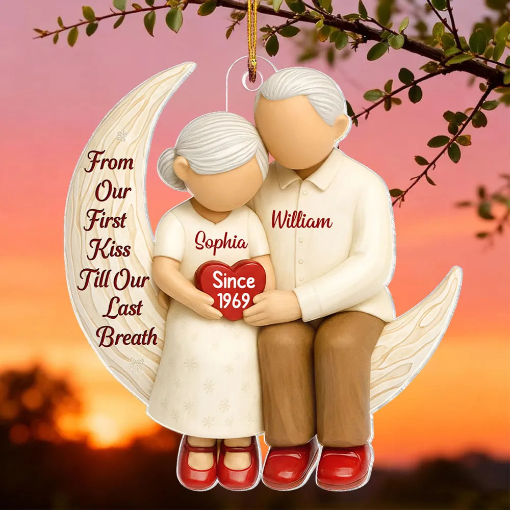 Personalized Crescent Moon Couple Ornament — A Sweet Keepsake Celebrating a Lifetime of Love