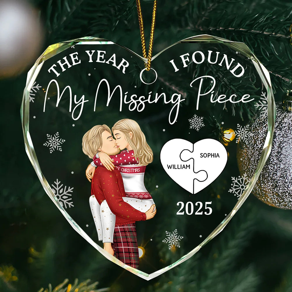 Crystal Heart Ornament with Embracing Couple Design, Romantic Christmas Gift for Love Celebration