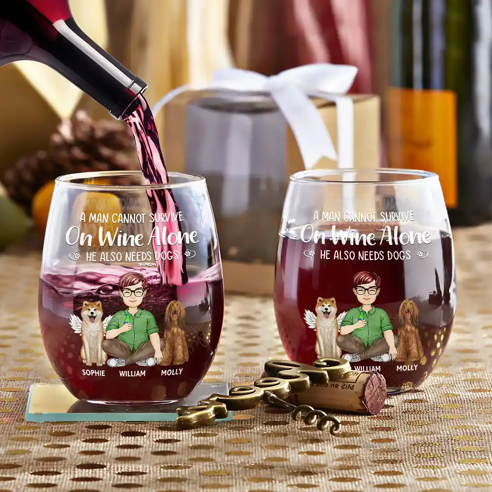 Personalized Women’s Wine Glass - Special Gift for Dog Mom, Dog Dad - Valentine's Day Keepsake for Couples, Pet Lovers, and Families
