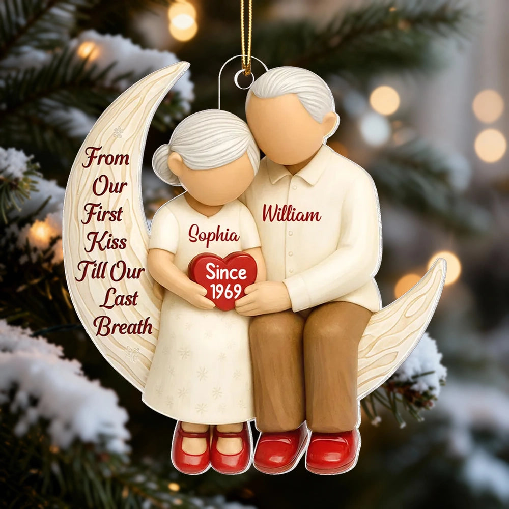 Personalized Crescent Moon Couple Ornament — A Sweet Keepsake Celebrating a Lifetime of Love