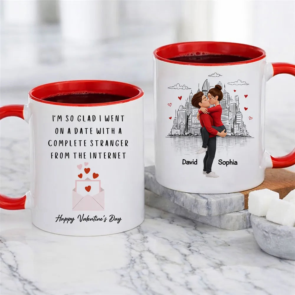 Personalized White Ceramic Mug, Kissing Couple City Sketch for Valentine's Day, Unique Romantic Gift for Girlfriend or Wife