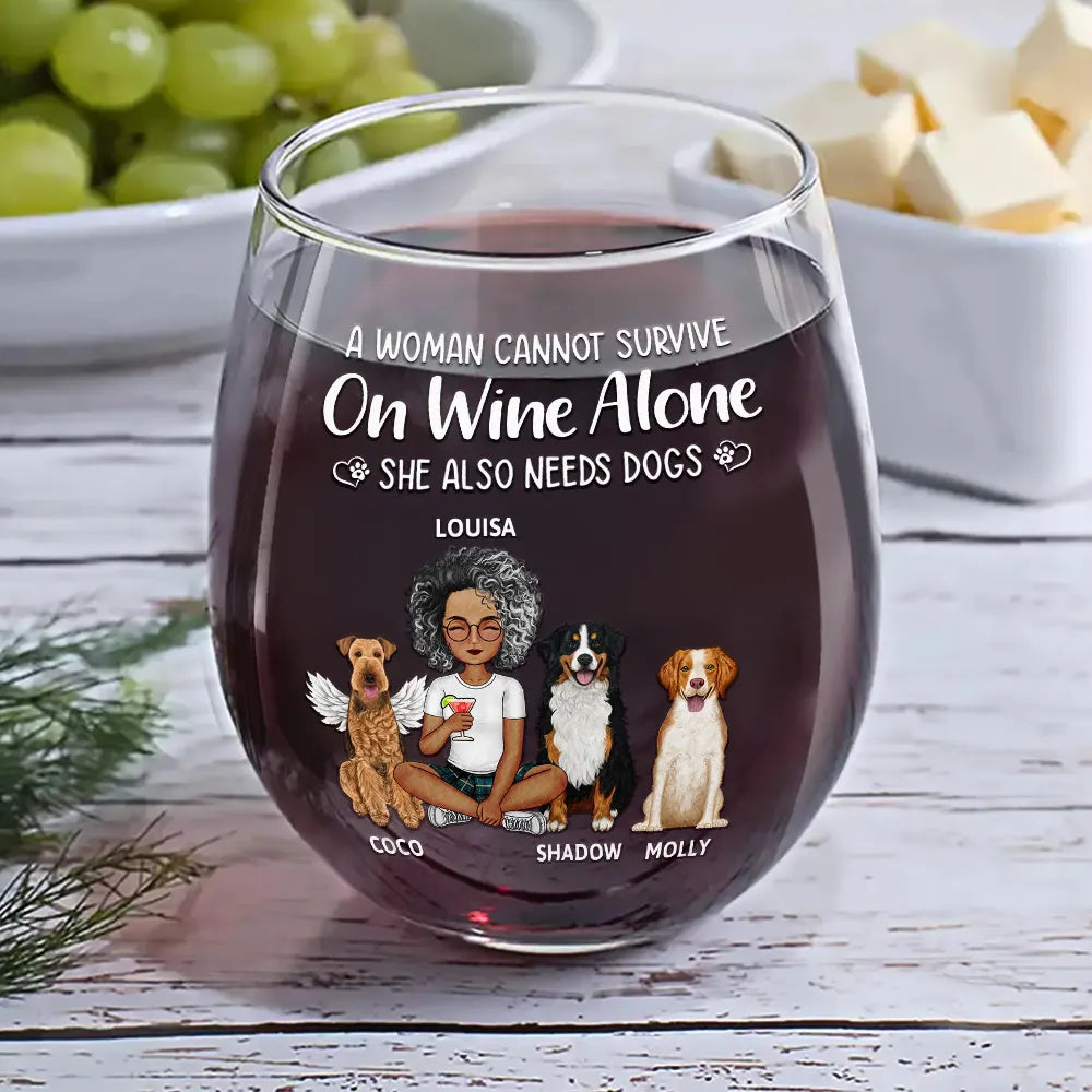 Personalized Women’s Wine Glass - Special Gift for Dog Mom, Dog Dad - Valentine's Day Keepsake for Couples, Pet Lovers, and Families