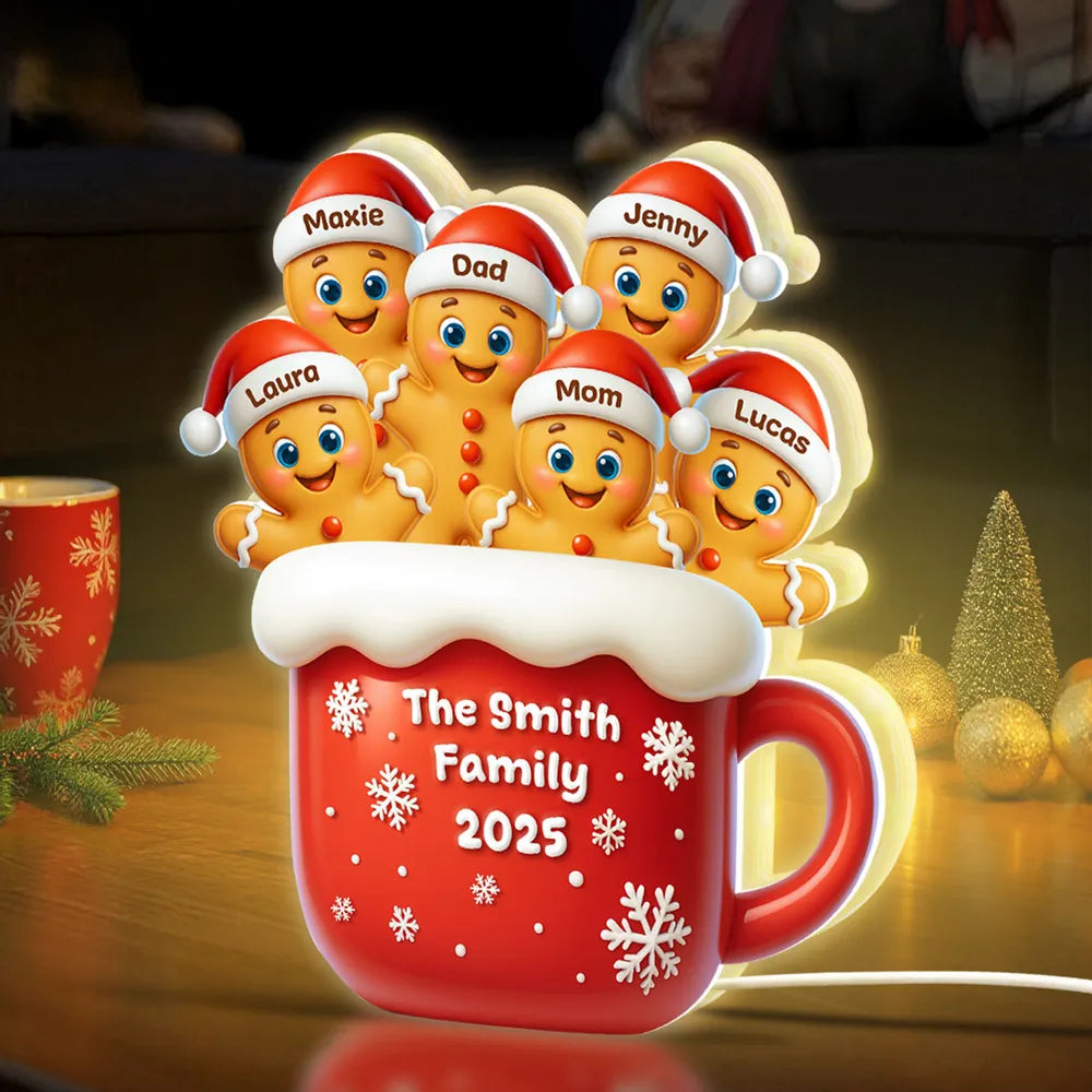 Personalized Family Gingerbread Light-Up Decor – Custom Names, Family Name & Year on Festive Mug – Heartwarming Christmas Gift