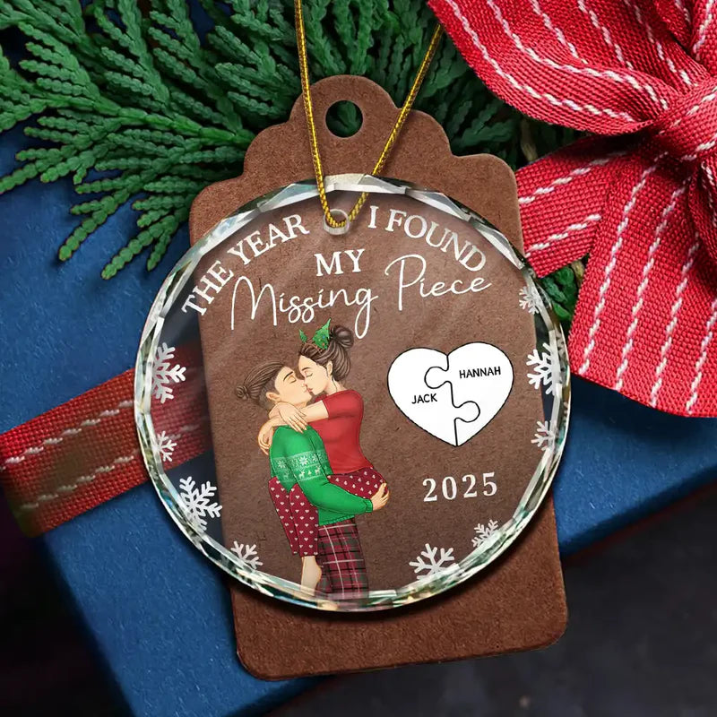 Crystal Ornament with Puzzle Love Design, Romantic Christmas Theme, Perfect Gift for Couples