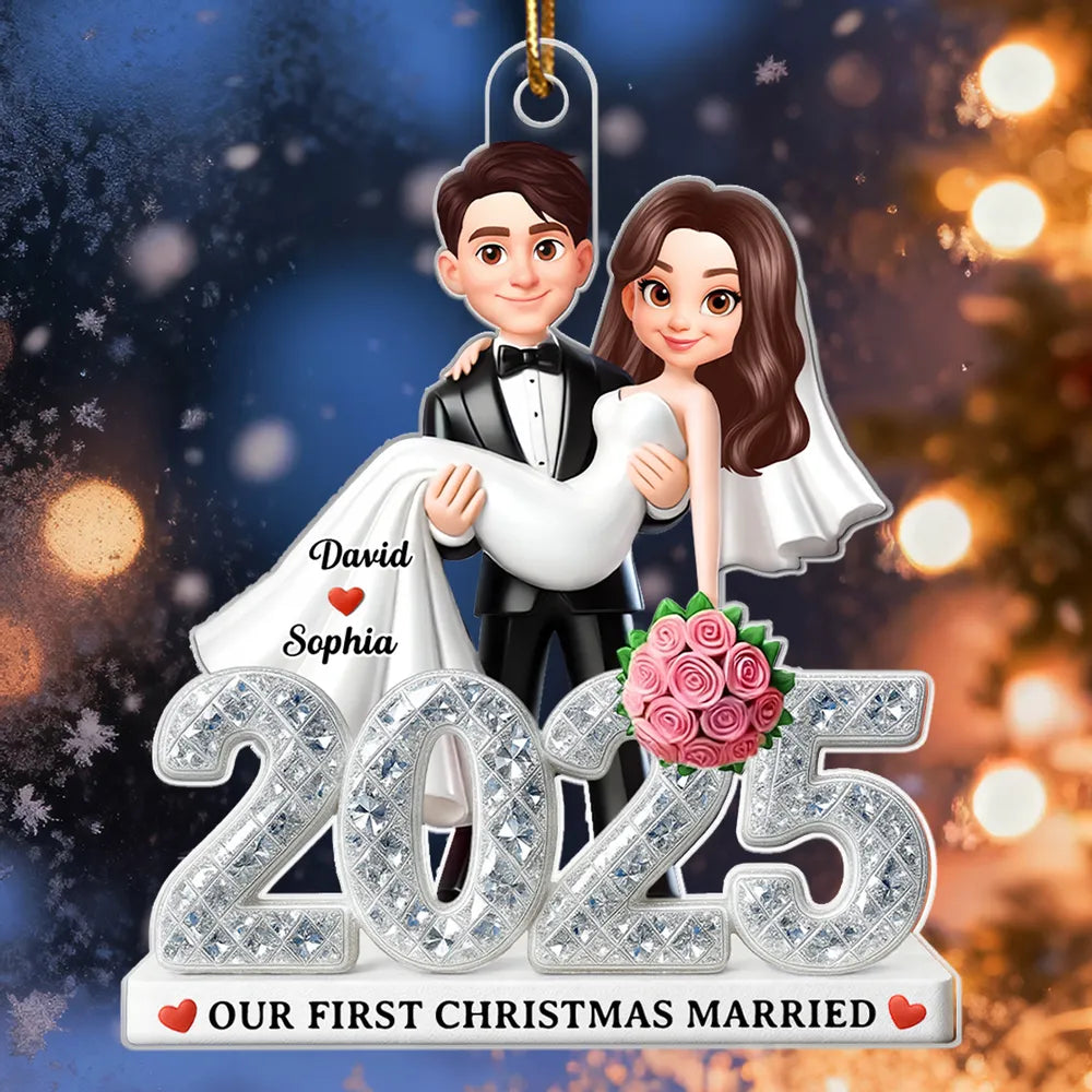Personalized Acrylic Ornament for Newlyweds – Our First Christmas Married Couple Design, Sparkling Detail, Unique Keepsake Gift