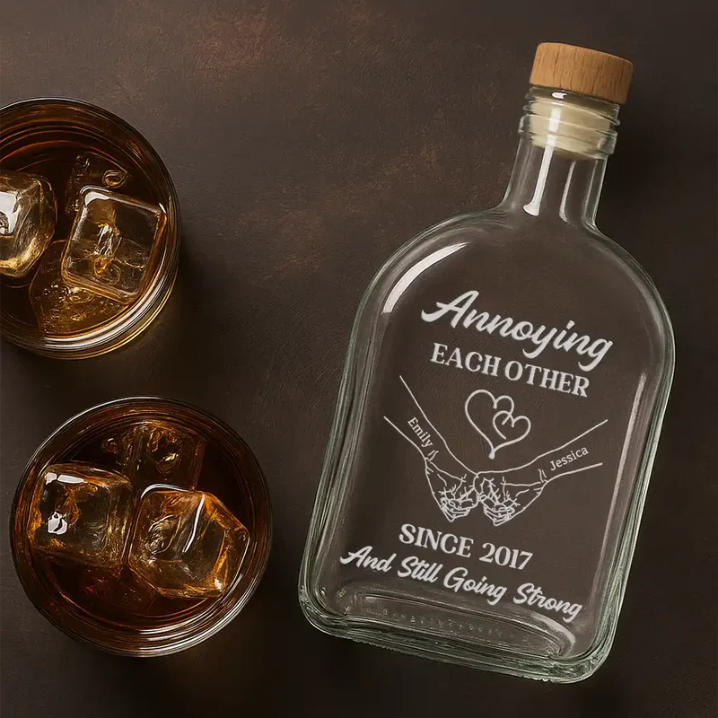Personalized Glass Spirits Decanter for Couples – Funny 'Annoying Each Other' Design, Romantic Keepsake & Unique Gift