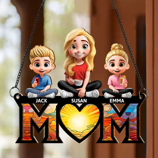 Personalized MOM Ornament with Family Figures – Custom Wood and Acrylic Layered Keepsake Gift
