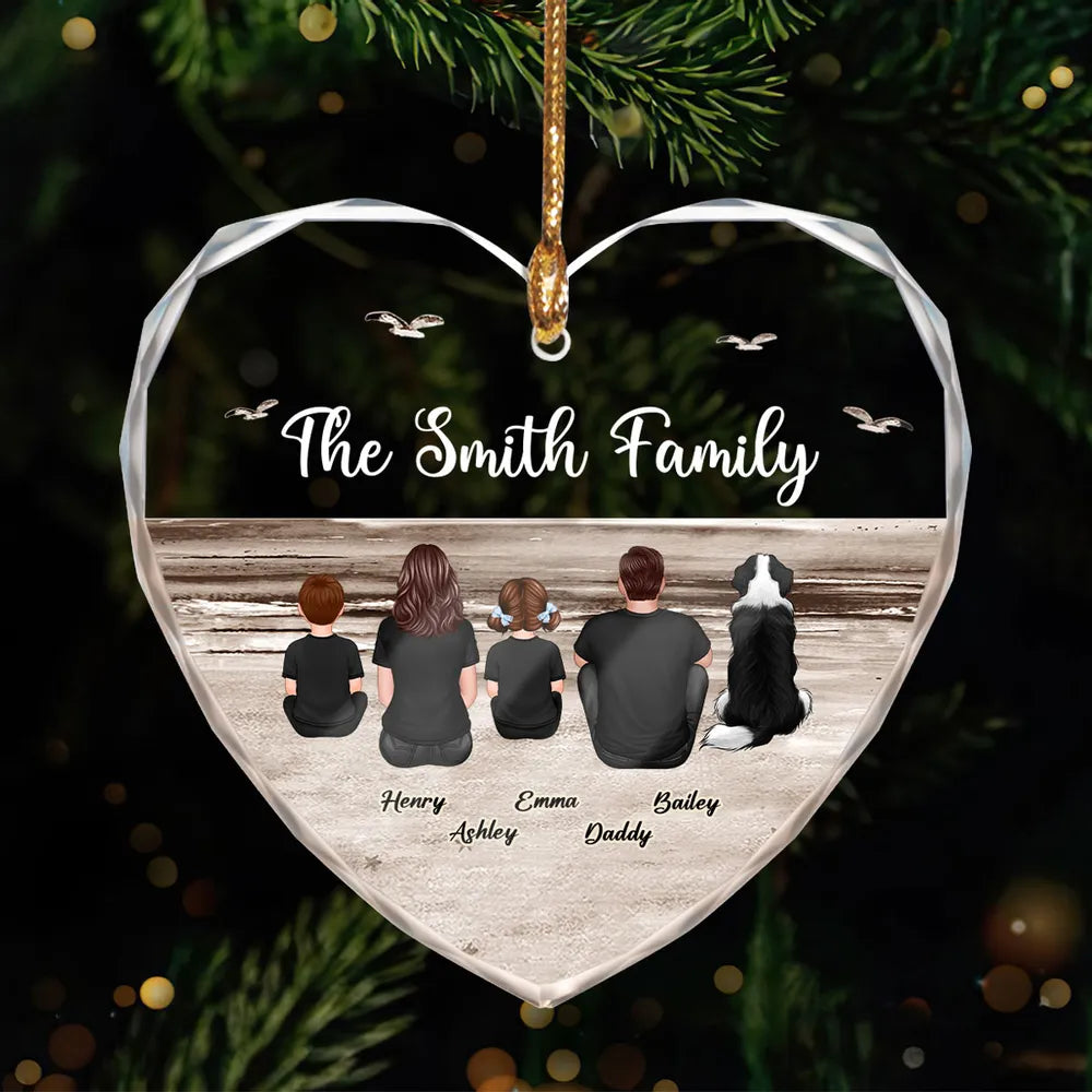 Crystal Heart Ornament with Family Beach Scene, A Heartwarming Gift for Loved Ones