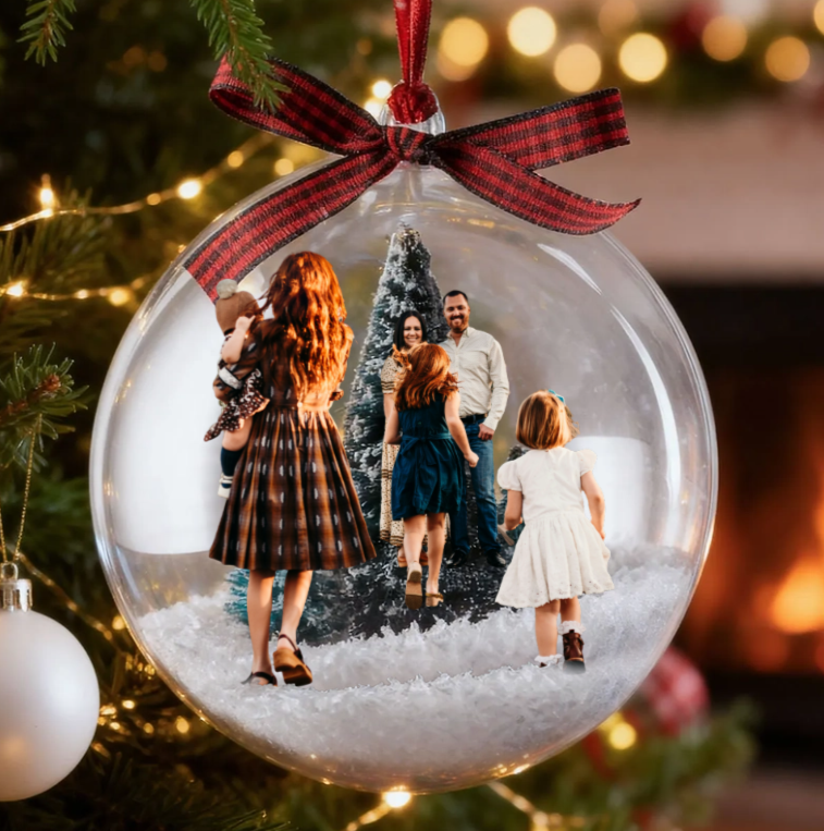 Clear Snow Globe Ornament, Creative Acrylic Keepsake for the Christmas Tree, A Heartwarming Gift for Family or Friends
