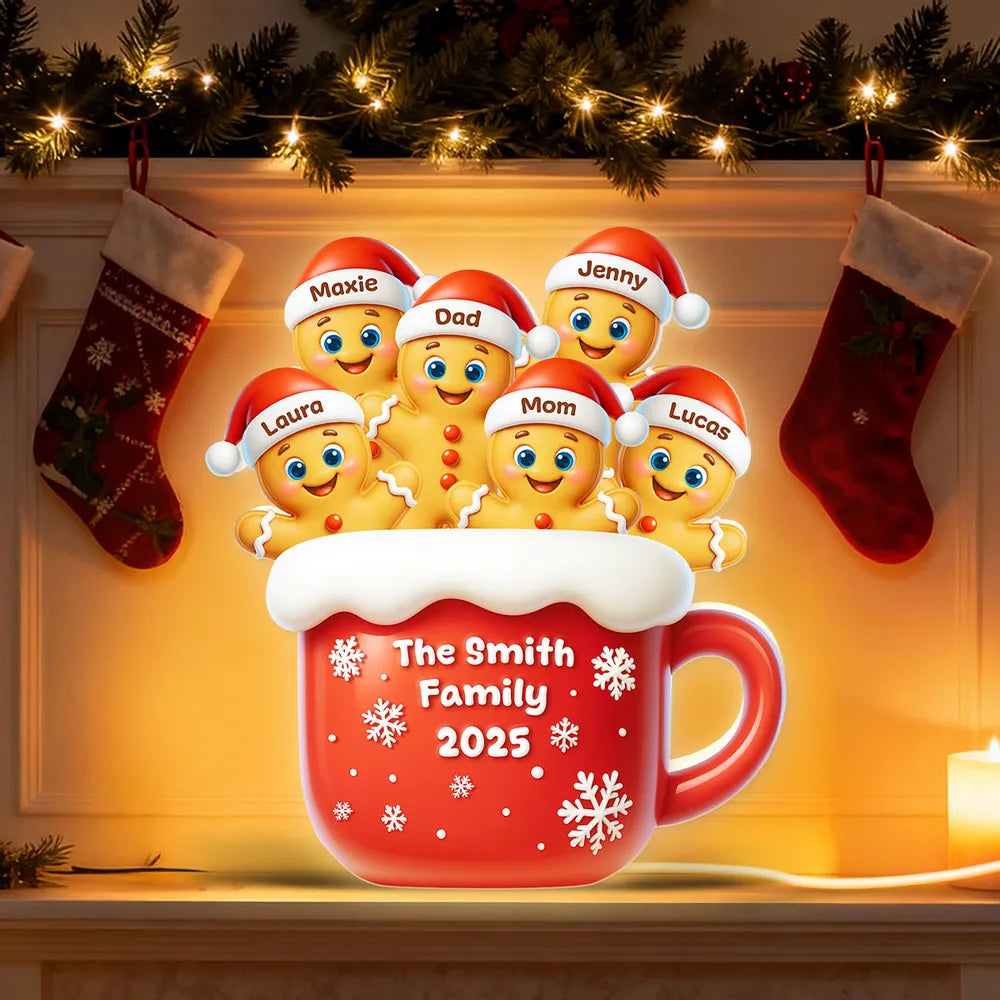 Personalized Family Gingerbread Light-Up Decor – Custom Names, Family Name & Year on Festive Mug – Heartwarming Christmas Gift