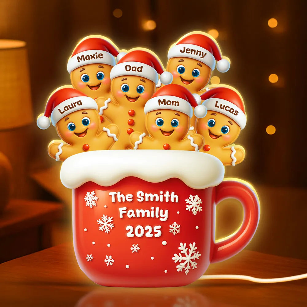 Personalized Family Gingerbread Light-Up Decor – Custom Names, Family Name & Year on Festive Mug – Heartwarming Christmas Gift