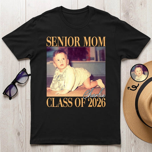 Senior Mom Classic Tee, Personalized Photo Style Class of Top, Heartwarming Graduation Season Gift Option for Mom