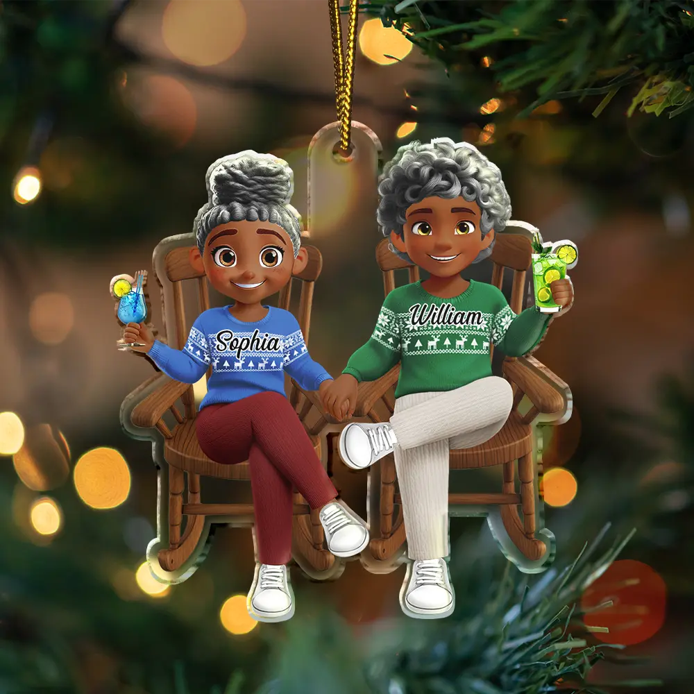 Acrylic Ornament of Couple by the Fireplace – Cozy Christmas Keepsake, a Perfect Gift for Lovers