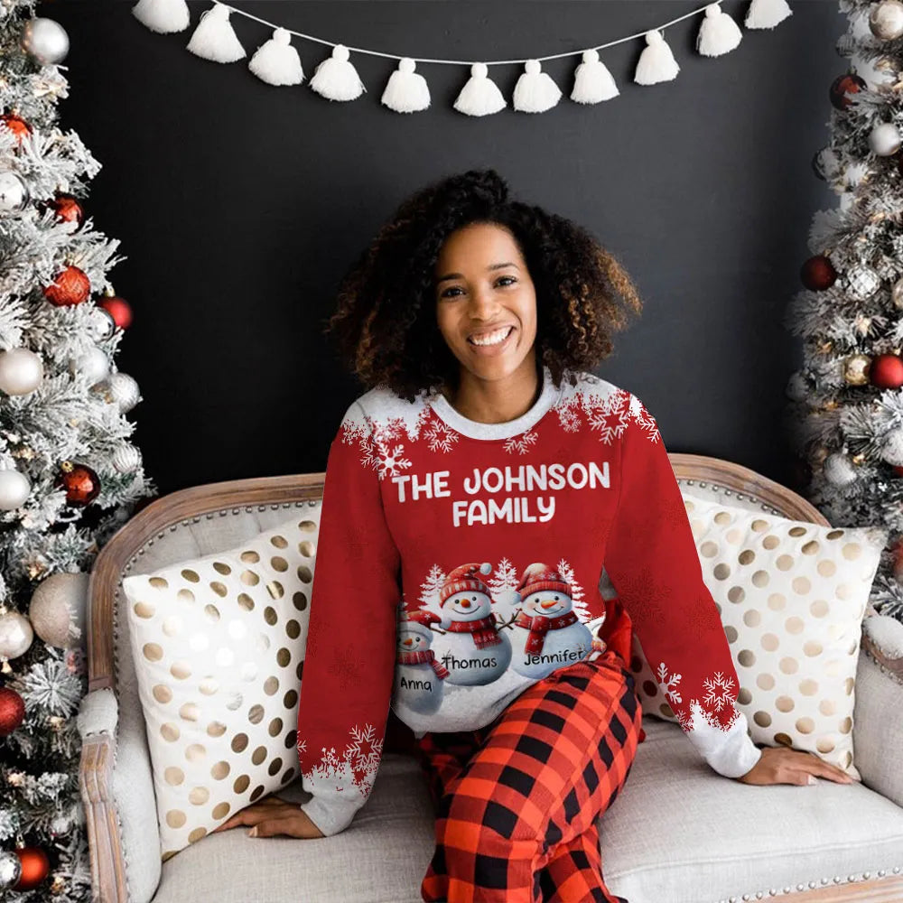 Printed Sweatshirt with All-Over Snowflakes & Snowman Family, Christmas-Ready Comfort, Unique Heartwarming Gift for Families