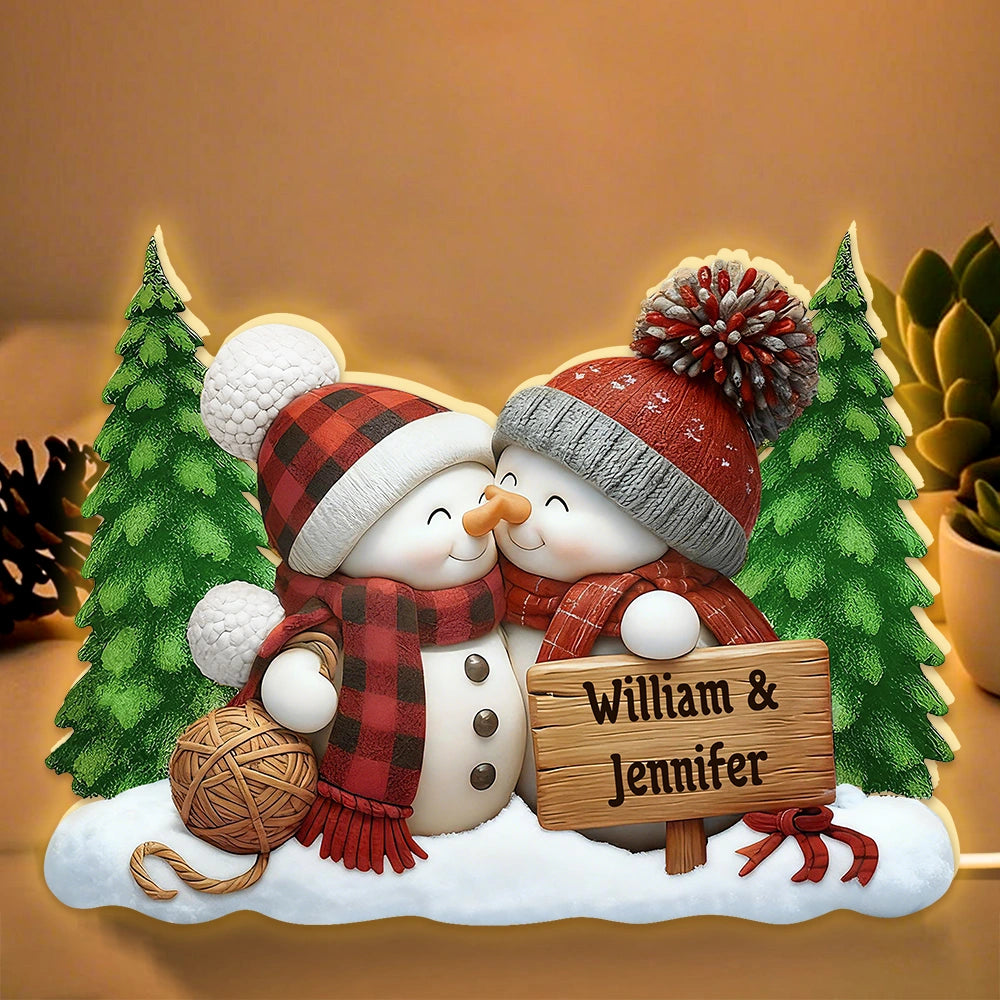 Personalized Acrylic Light Box with Kissing Snowman Couple, Cozy Winter Scene, Unique Christmas Gift for Couples & Friends