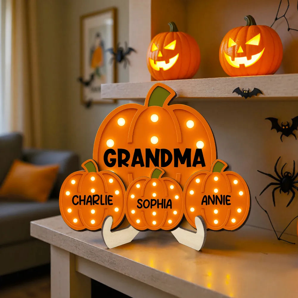 Wooden Plaque with Pumpkin Design, Grandma Theme and Perfect Holiday Gift
