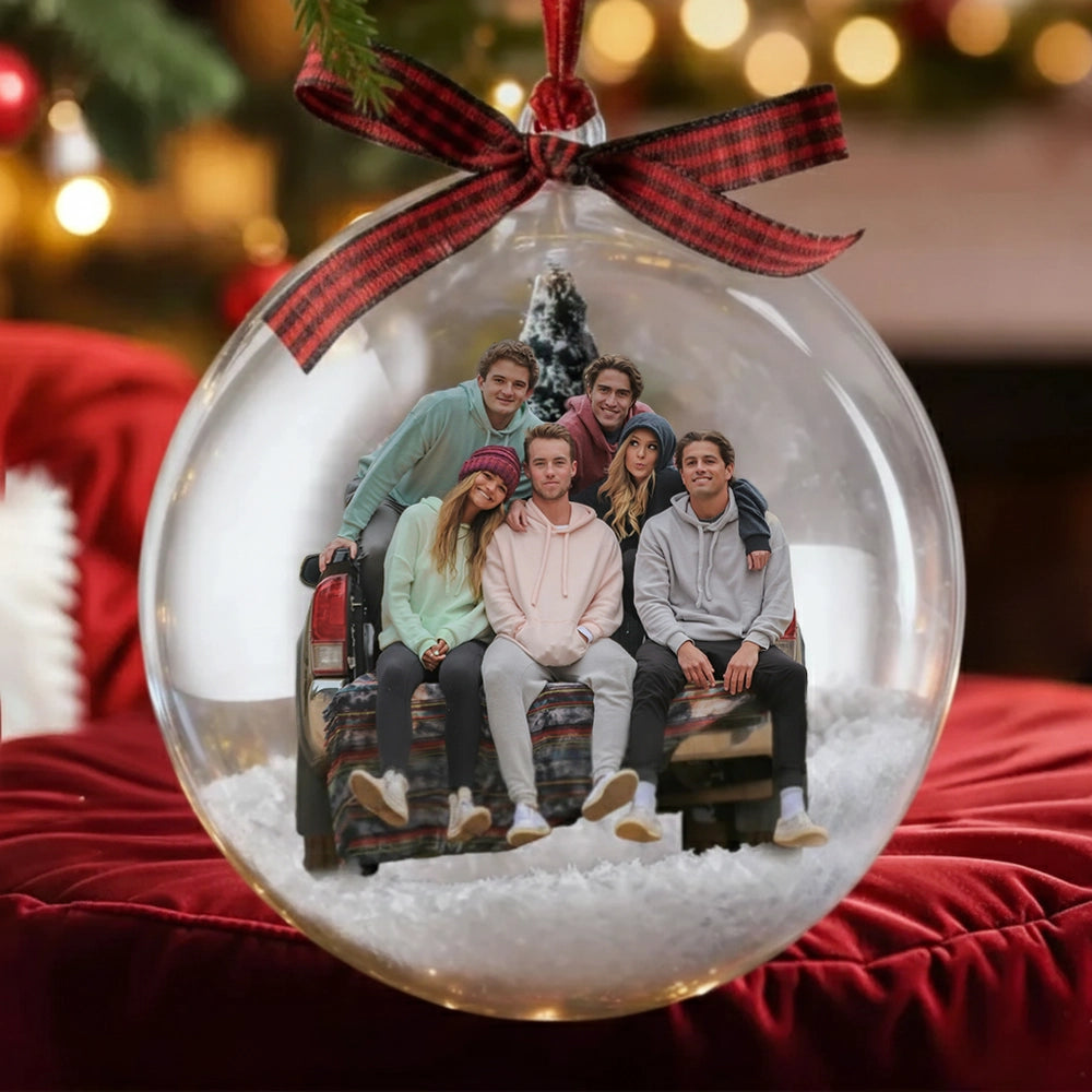 Clear Snow Globe Ornament, Creative Acrylic Keepsake for the Christmas Tree, A Heartwarming Gift for Family or Friends