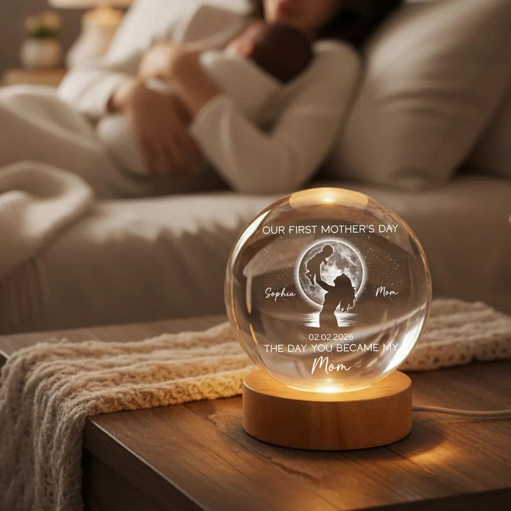 Personalized Globe Lamp with Custom Moon Phase for New Mom, Mother Holding Baby Silhouette, Unique First Mother's Day Gift