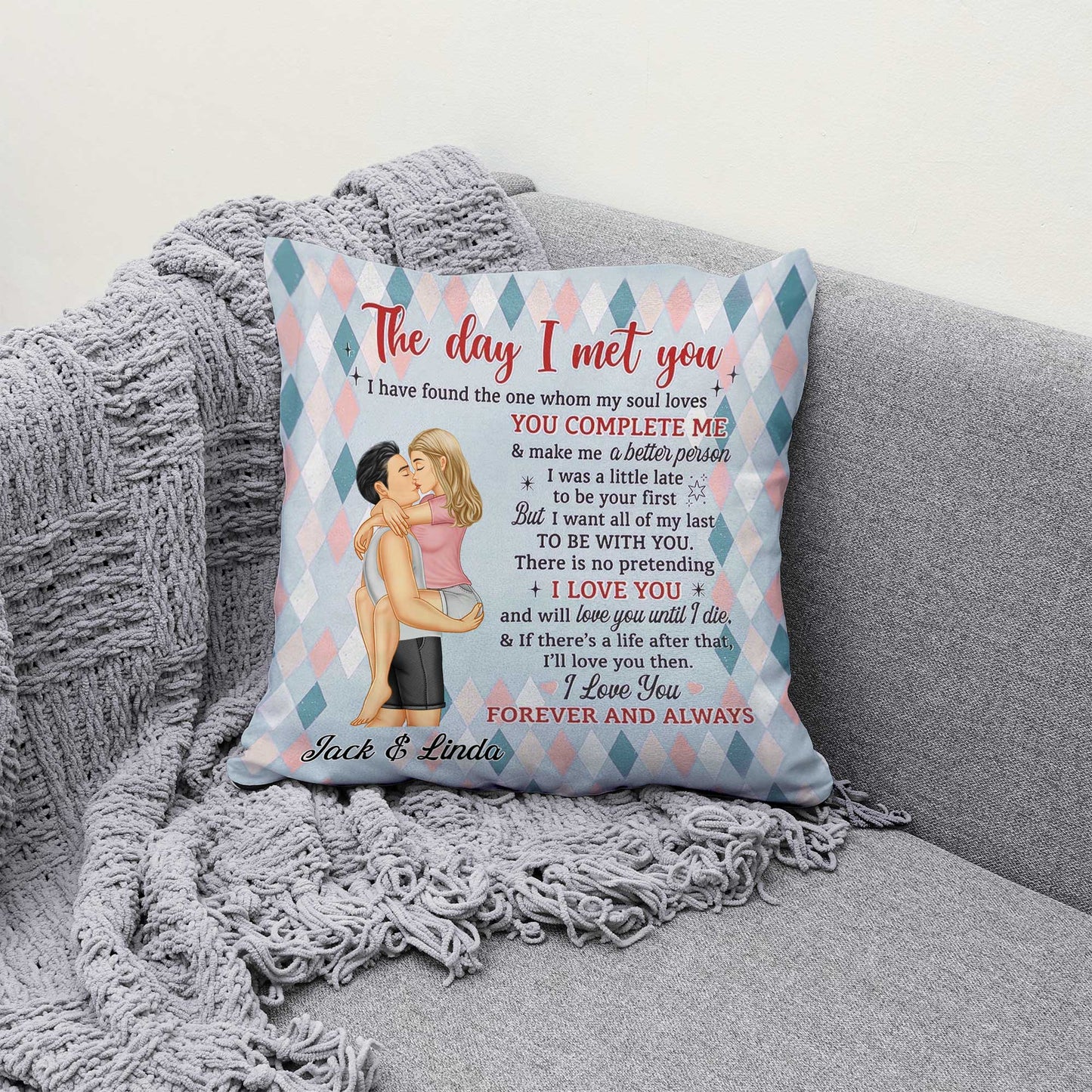 Custom Couple Pillow – Celebrate Your Love Story with a Unique Gift