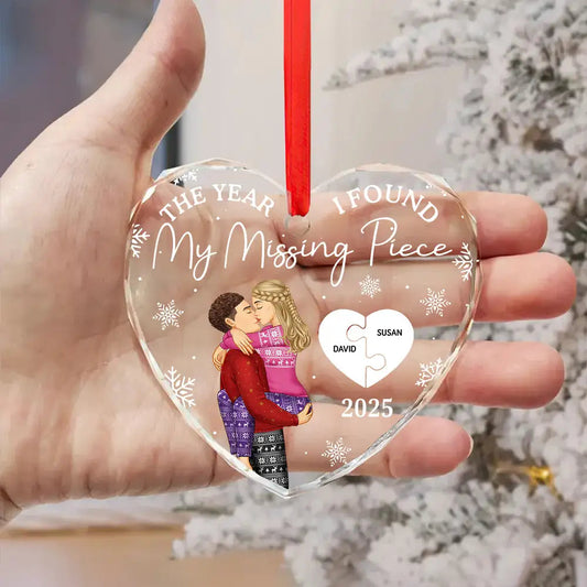 Crystal Heart Ornament with Embracing Couple Design, Romantic Christmas Gift for Love Celebration