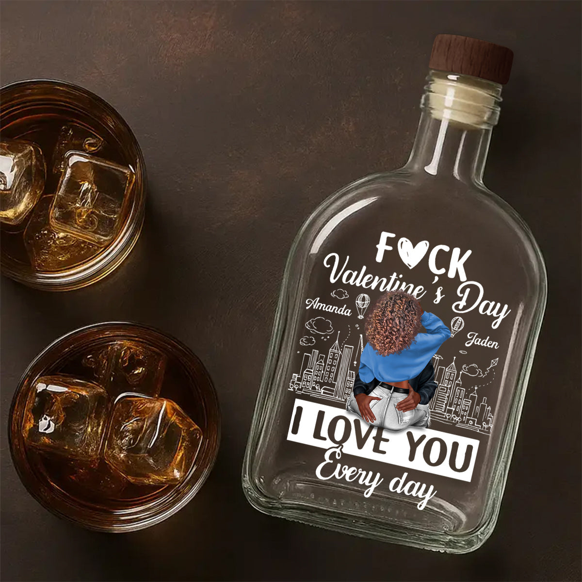 Personalized Glass Spirits Decanter With Couple Hugging Illustration, City Sketch & I Love You Every day, Unique Romantic Gift