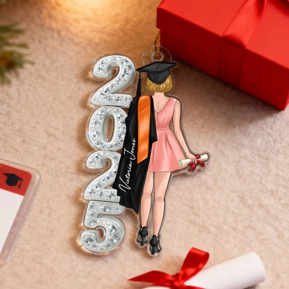 Acrylic Ornament for Graduation Memories, Personalized Year Design with Cap and Diploma, Heartwarming Unique Gift for Students