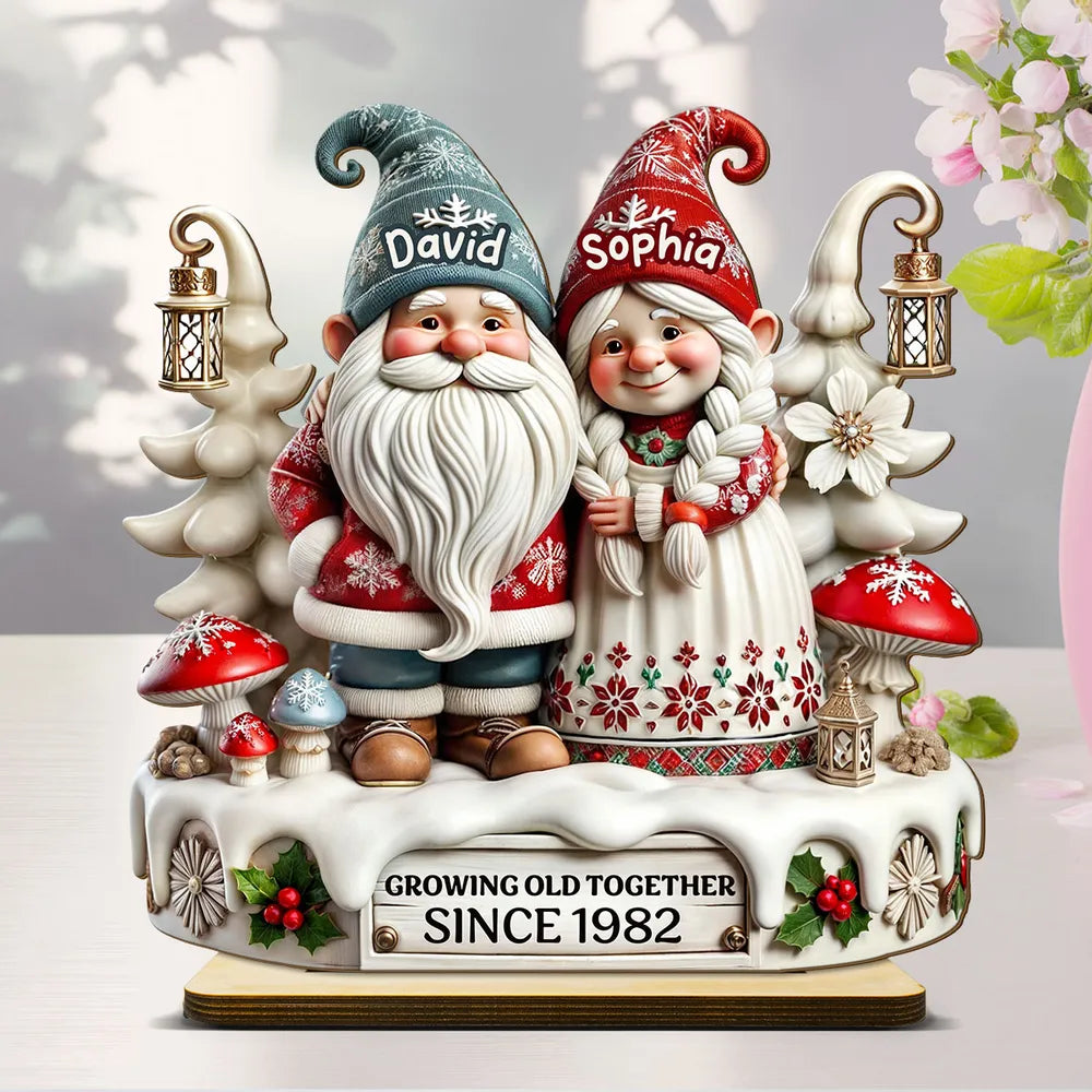 Custom Name Holiday Gnome Pair Wooden Plaque - Festive Home Display, Creative Couple Gift