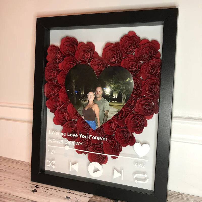Love in Bloom - Personalized Heart-Shaped Flower Shadow Box with Photo - Ideal for Valentine's Day & Anniversaries