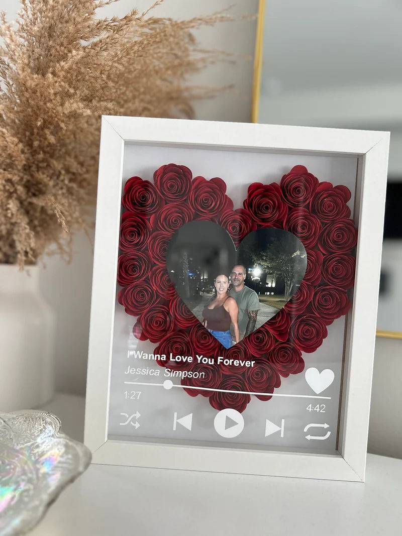 Love in Bloom - Personalized Heart-Shaped Flower Shadow Box with Photo - Ideal for Valentine's Day & Anniversaries
