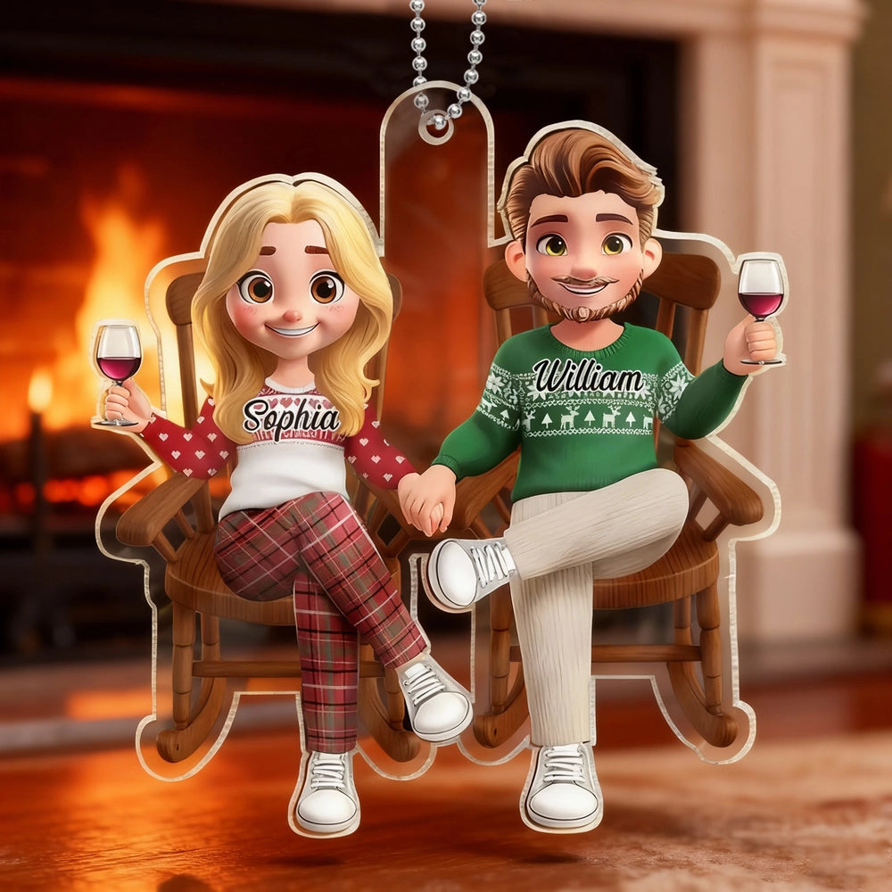 Acrylic Ornament of Couple by the Fireplace – Cozy Christmas Keepsake, a Perfect Gift for Lovers