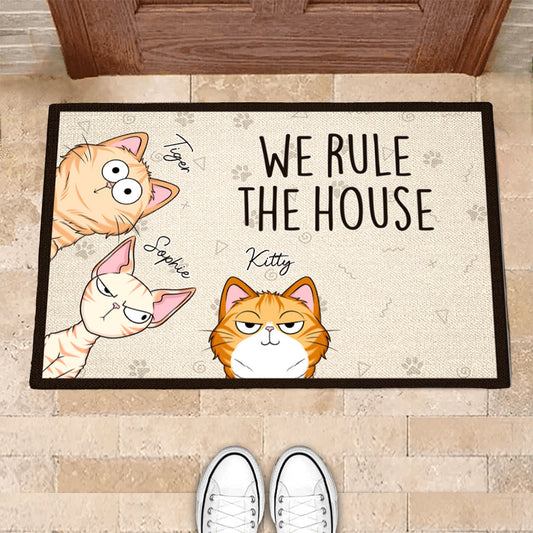Personalized Cat Doormat - Customizable Doormat with Cartoon Cats - Perfect for Cat Families
