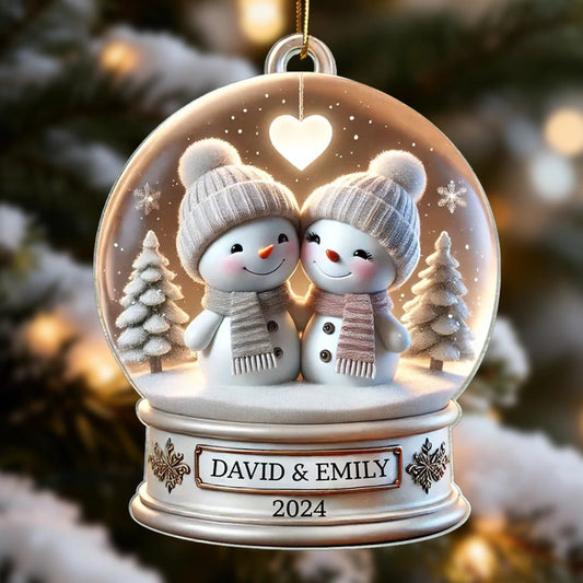 Personalized Acrylic Ornament with Snowman Couple in Snow Globe, Cute Winter Scene for Couples and a Unique Christmas Gift