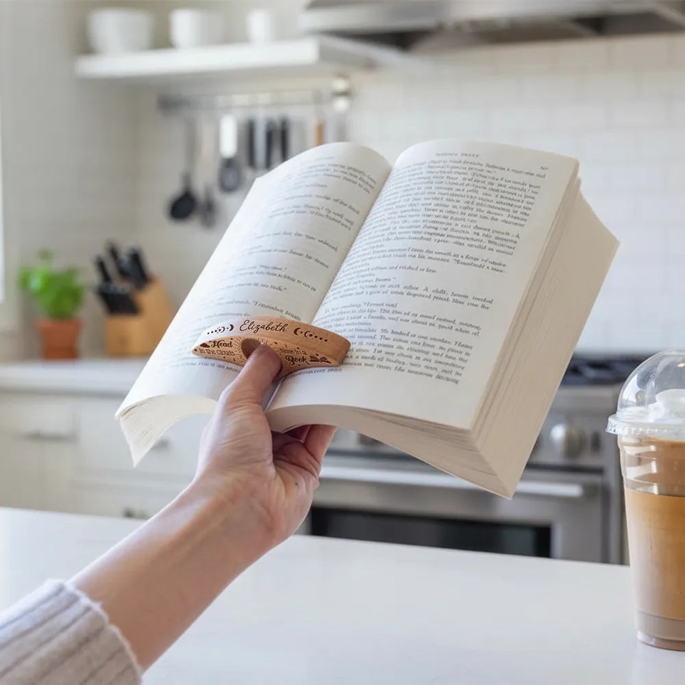Book Page Holder, Engraved Wooden Thumb Page Turner for One-Hand Reading, Unique Gift for Book Lovers, Teachers, Mom or Dad