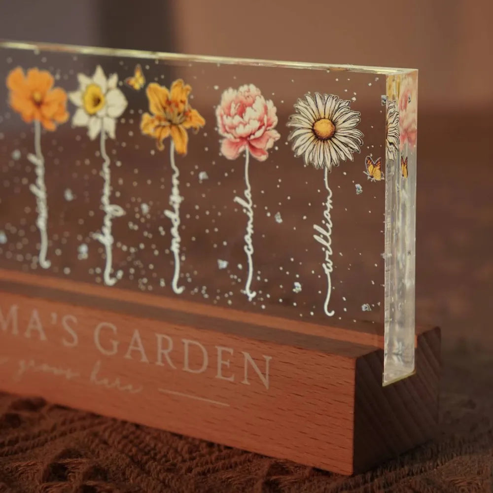 Personalized LED Plaque with Grandkids' Names & Birth Month Flowers