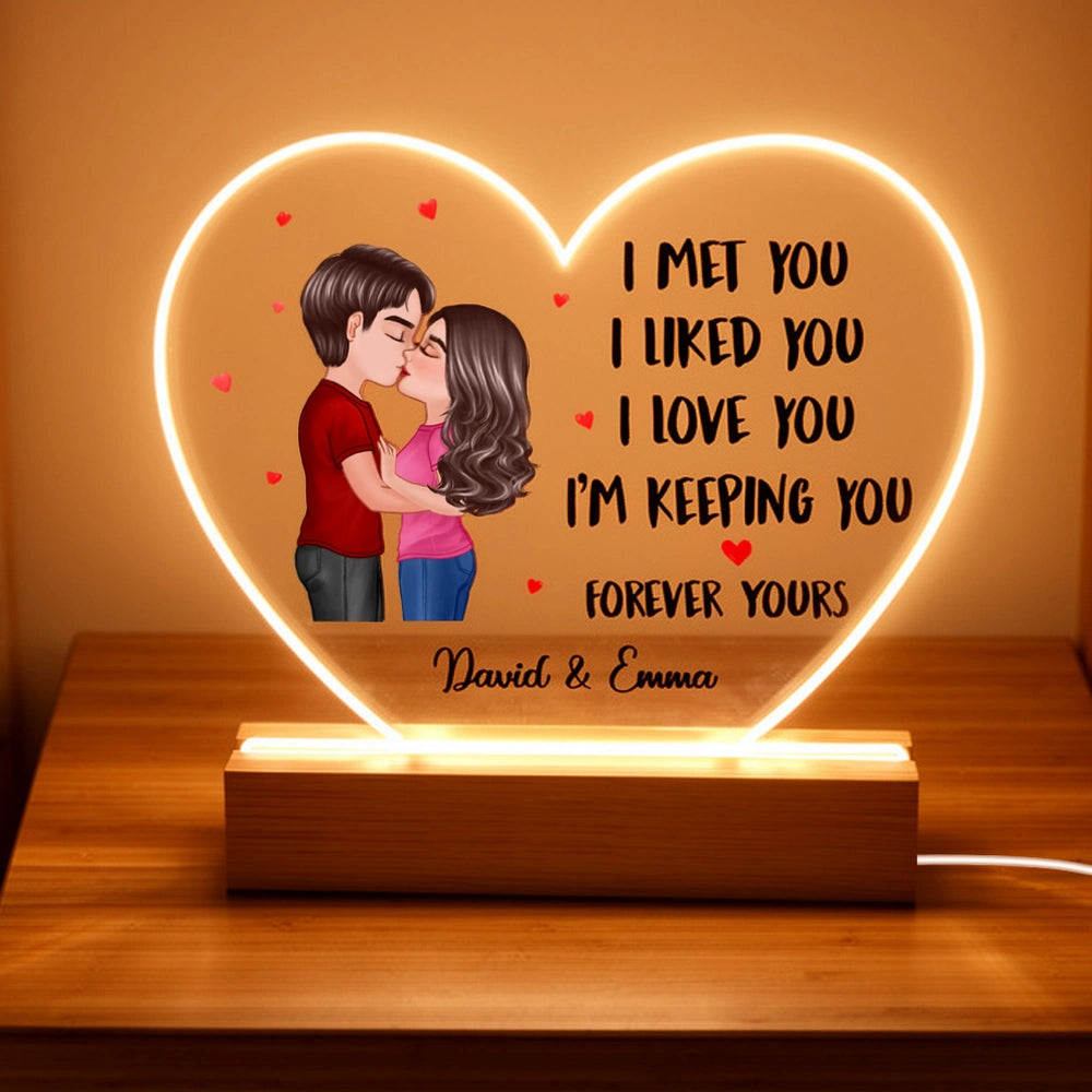 Personalized LED Light Plaque with Kissing Couple Illustration, Romantic Room Accent, Unique Gift for Wife or Husband