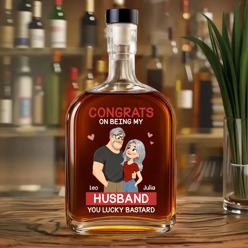 Personalized Glass Spirits Decanter with Funny Couple Illustration for Husband, Unique Home Bar Gift With a Luxury Touch